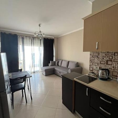 Seaside Apartment Durrës Esterno foto
