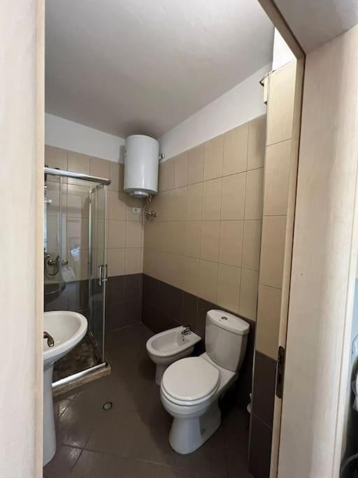 Seaside Apartment Durrës Esterno foto