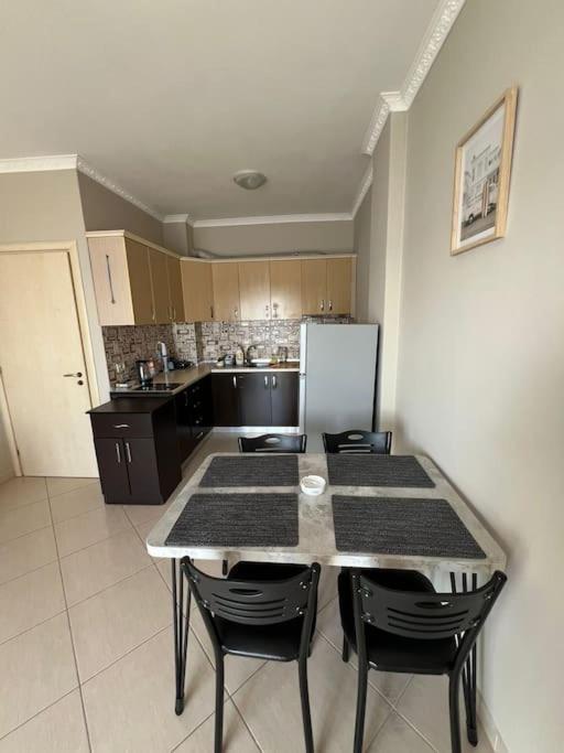 Seaside Apartment Durrës Esterno foto